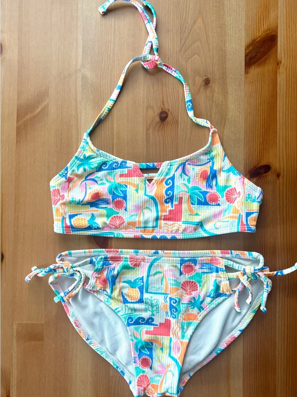Girls art class Tropical Print Two-Piece Bikini. Size M worn twice